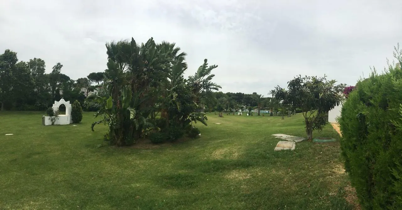 Sunny Garden Apartment Estepona